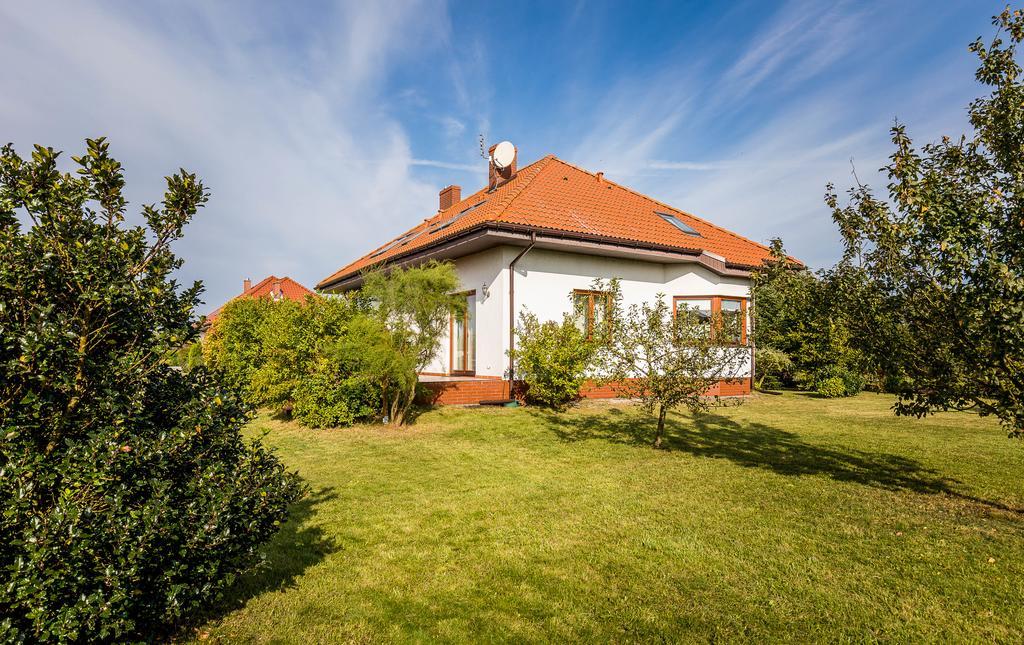 Landhaus Mit Garten 슈체친 외부 사진